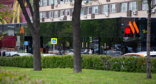 Глава Аппарата Правительства РФ рассказал о ДТП своей машины с роботом-доставщиком